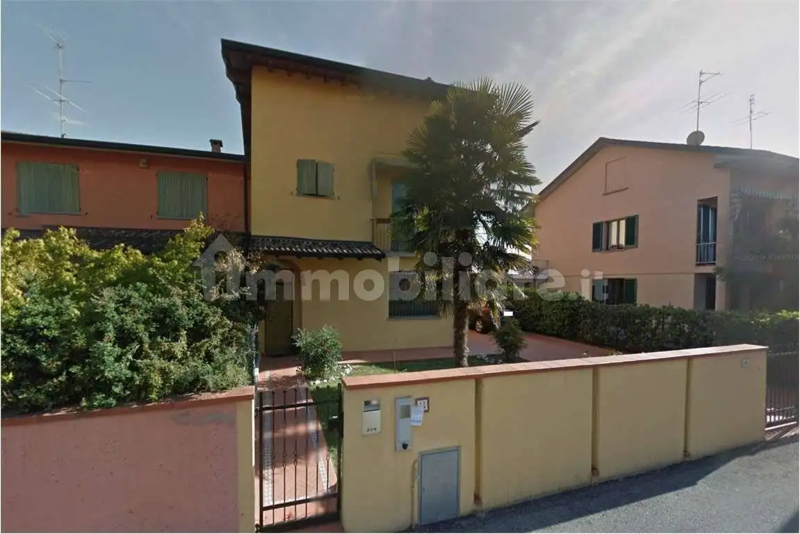 Villetta a schiera in asta a Cremona