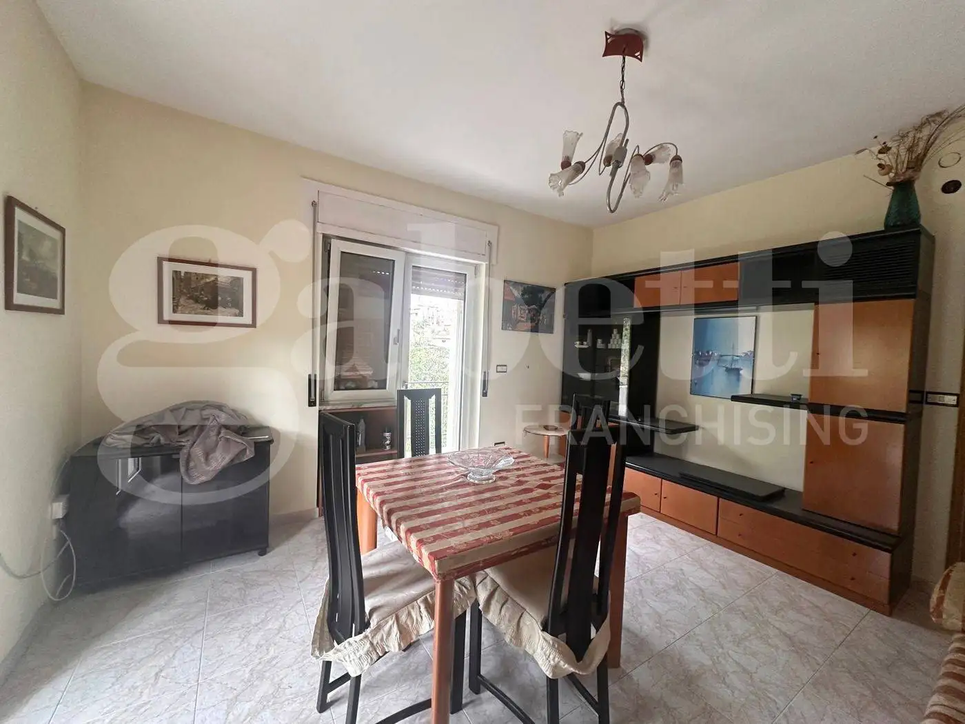 Appartamento in vendita a Pietrastornina