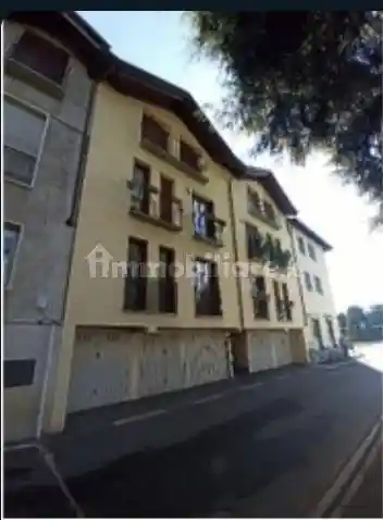 Appartamento in vendita a Verano Brianza