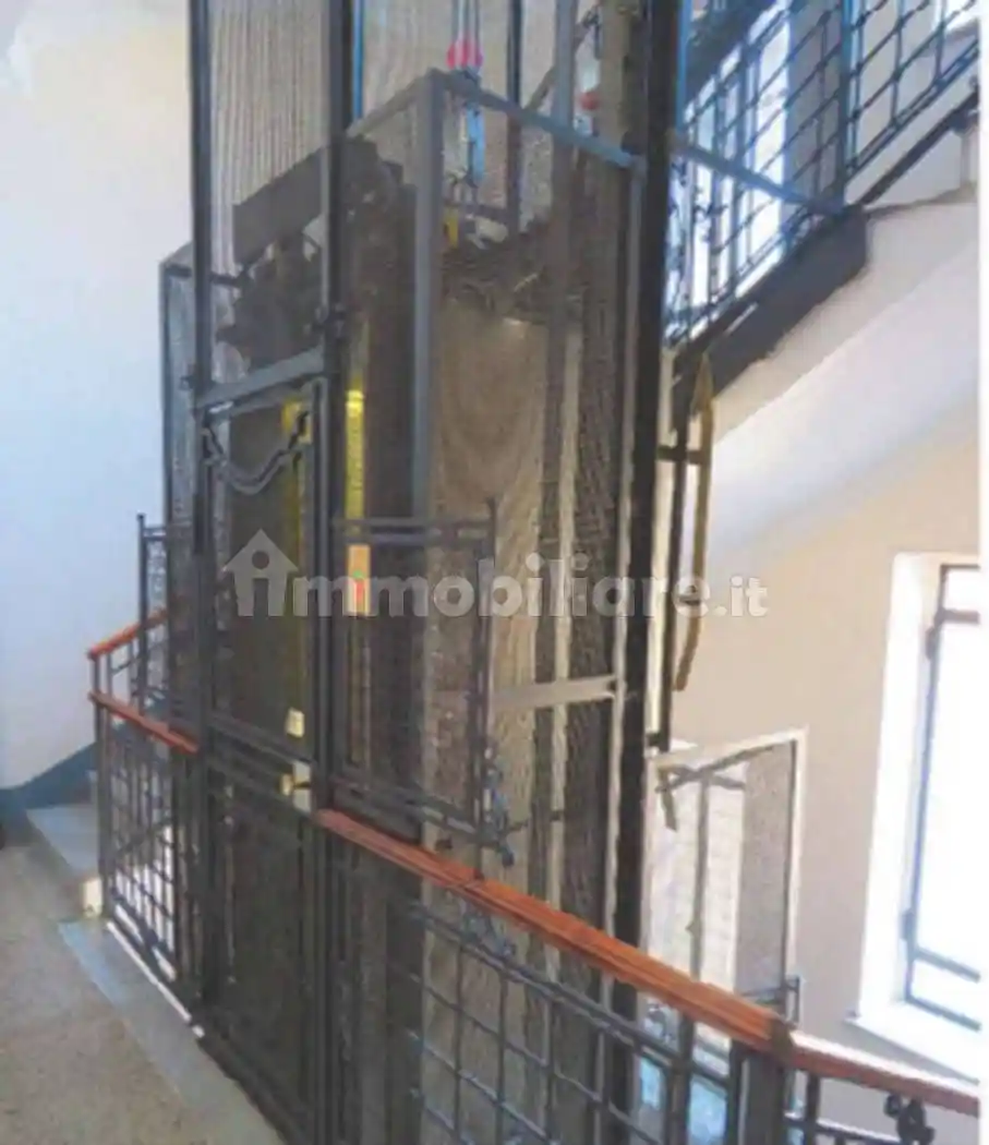 Appartamento all'asta via Giuseppe Mazzini, Milano - foto 2