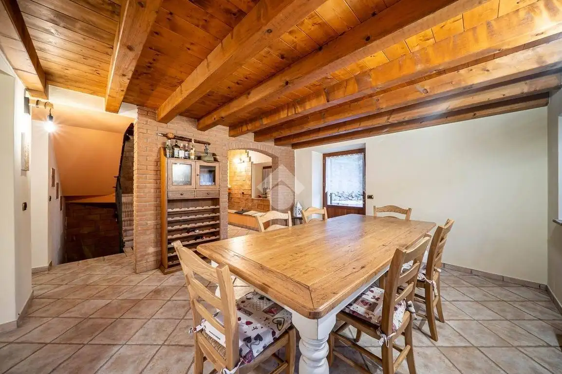 Villa unifamiliare via SP36a, Badia Calavena - foto 3