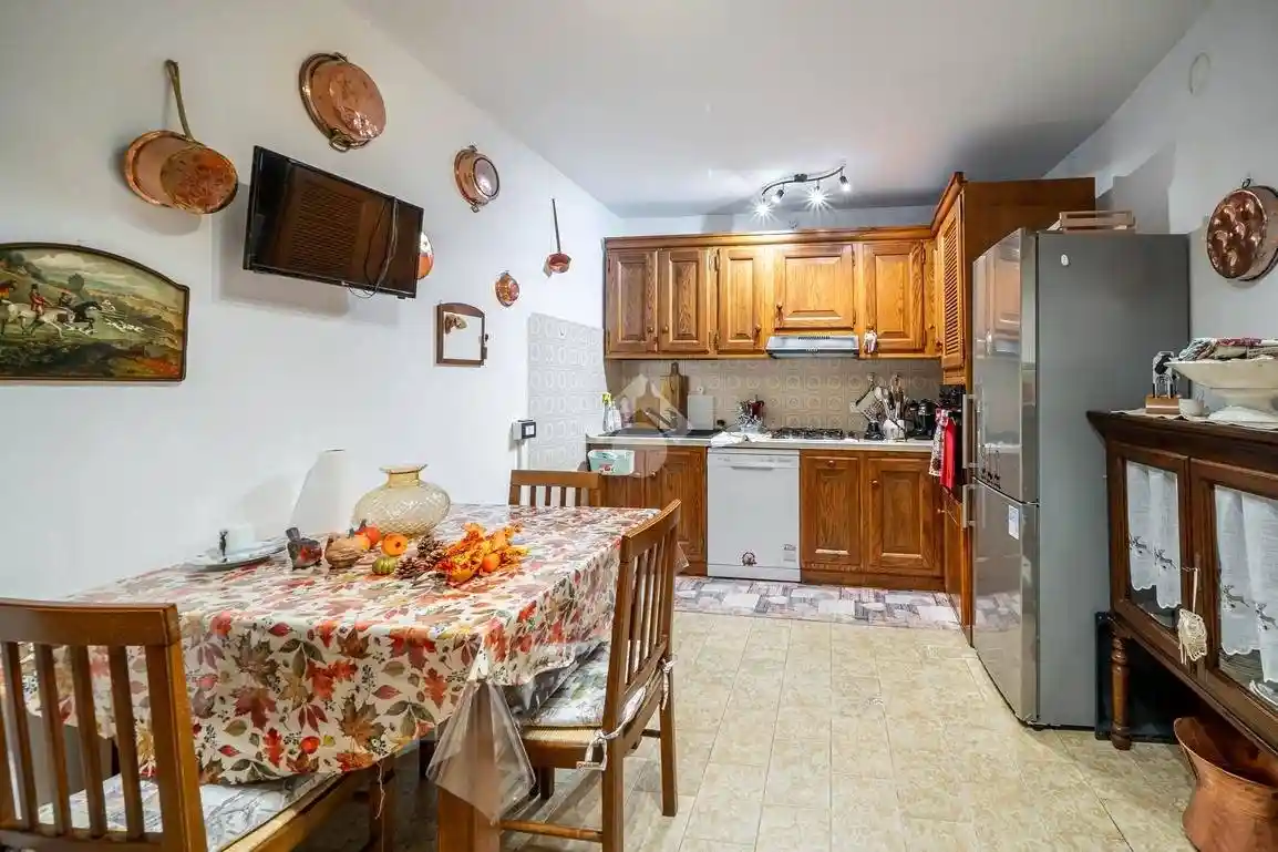 Casa colonica Contrada Zanini, Lughezzano, Bosco Chiesanuova - foto 2