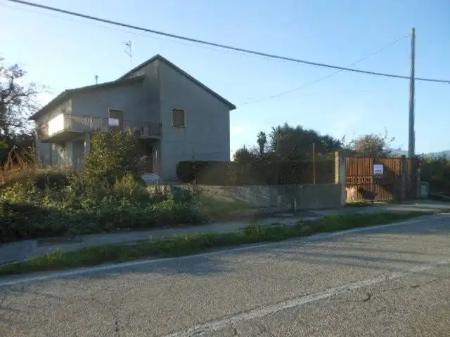 Terratetto plurifamiliare via Montano 42, Caianello - foto 3