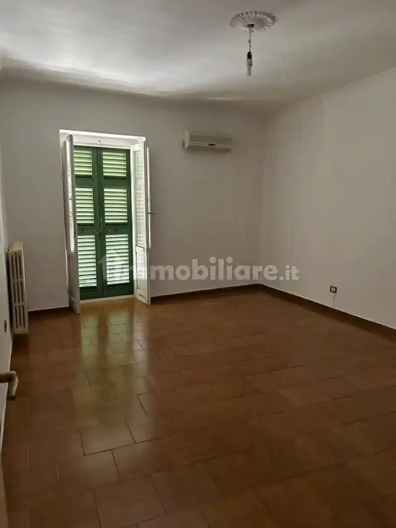 Appartamento in affitto a Taranto