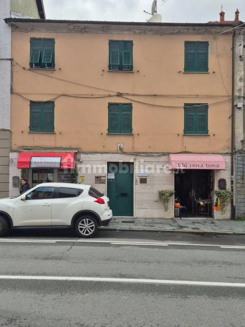 Appartamento via Vittorio Veneto, Centro, Busalla - foto 2