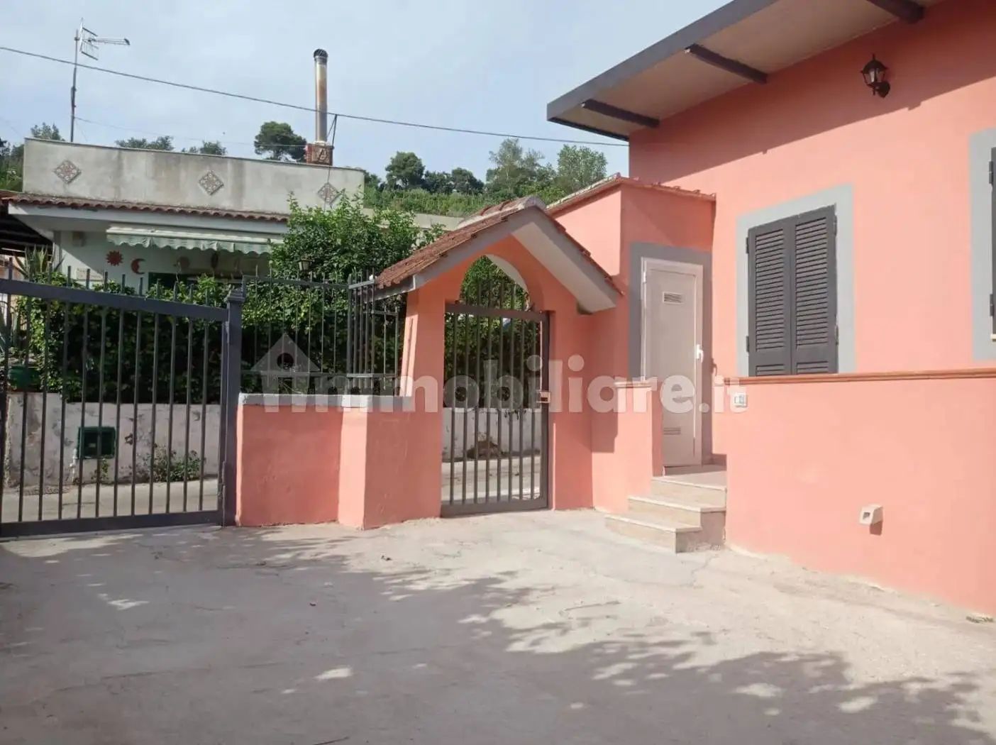 Villa in affitto a Pozzuoli