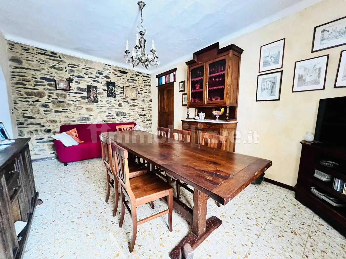 Casa indipendente in vendita a Prelà