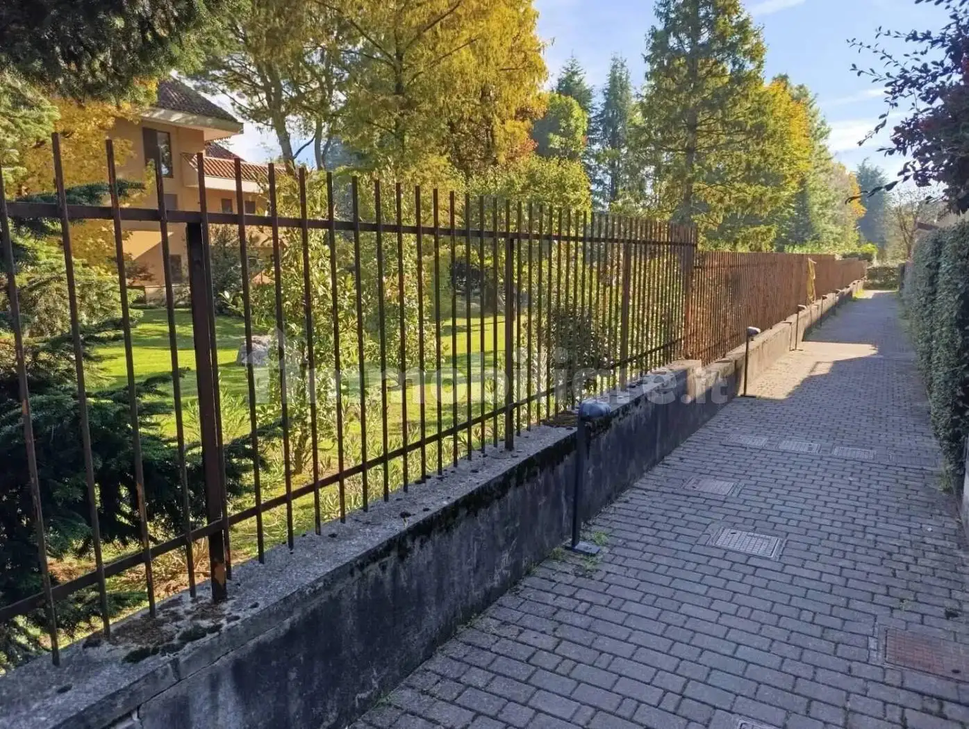 Villa in vendita a Vimercate