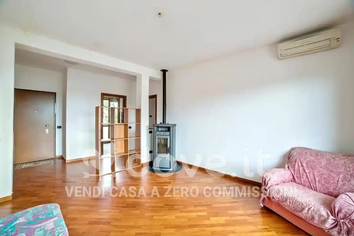 Appartamento in vendita a Rovellasca