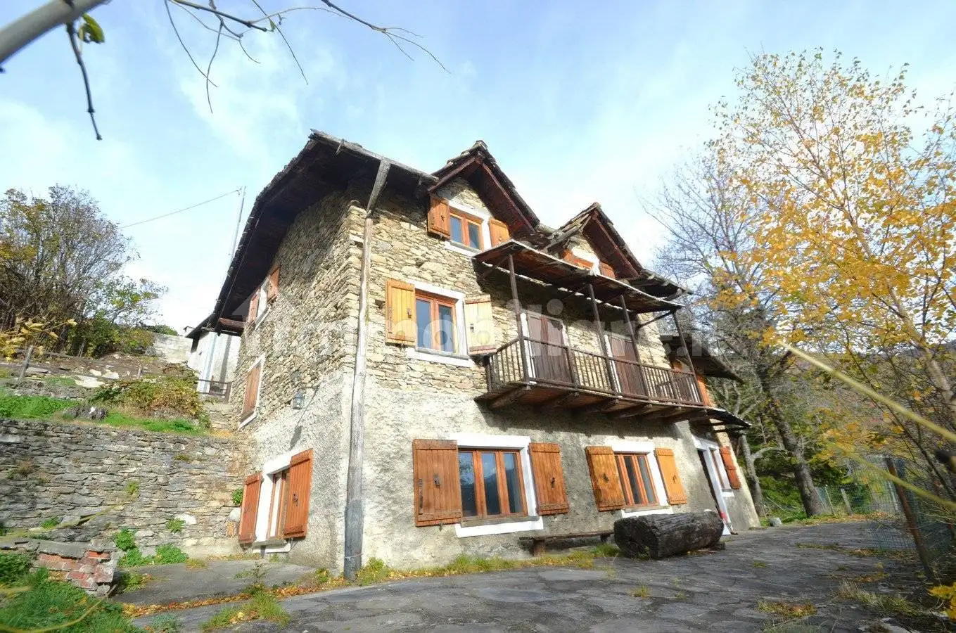 Villa in vendita a Usseaux