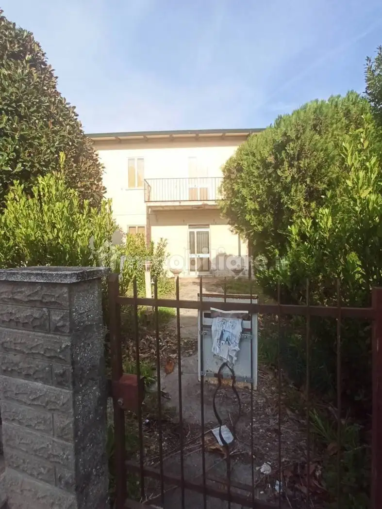 Villa unifamiliare via Monsignor Giacomo Sichirollo 67, Centro, Arquà Polesine - foto 3