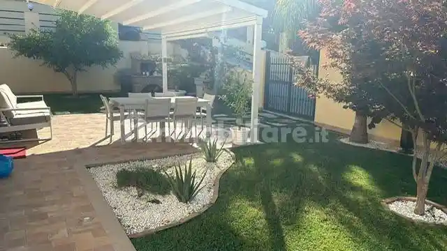 Villa in vendita a Mentana