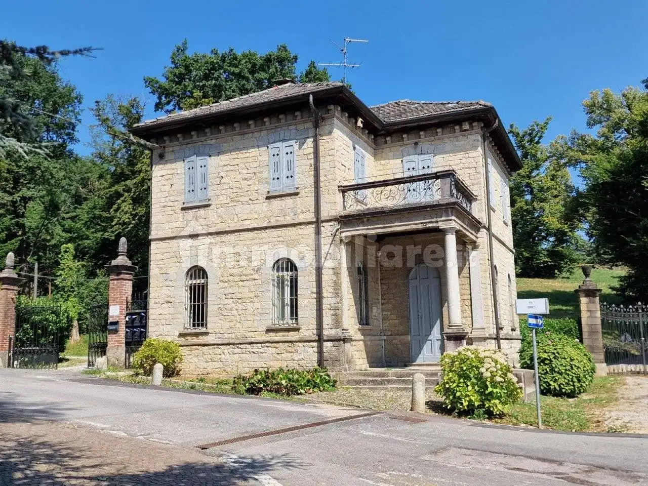 Villa in affitto a Arcore