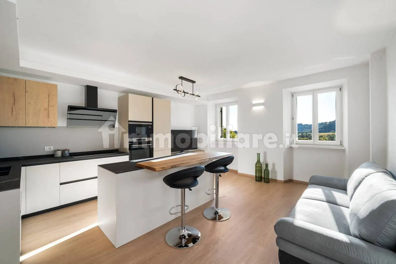 Appartamento in vendita a Desenzano del Garda