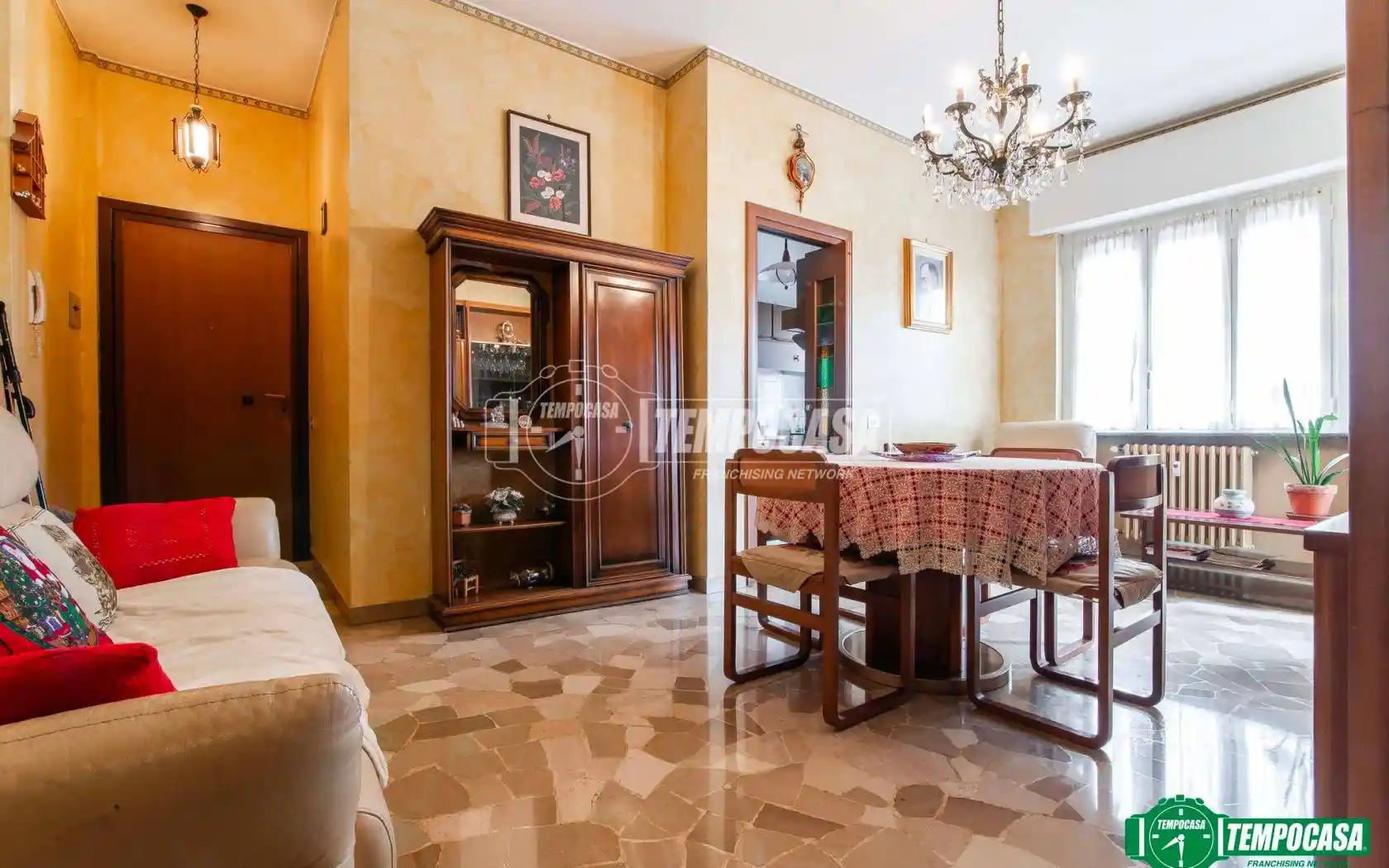 Appartamento in vendita a Garbagnate Milanese