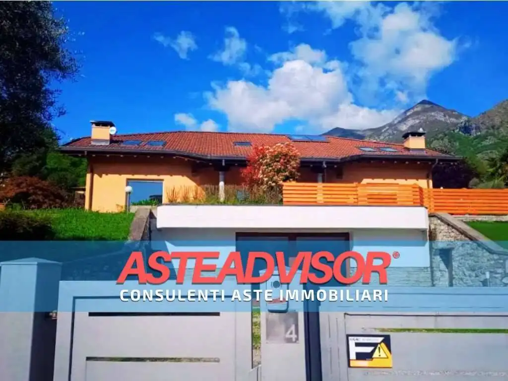 Villa in asta a Griante