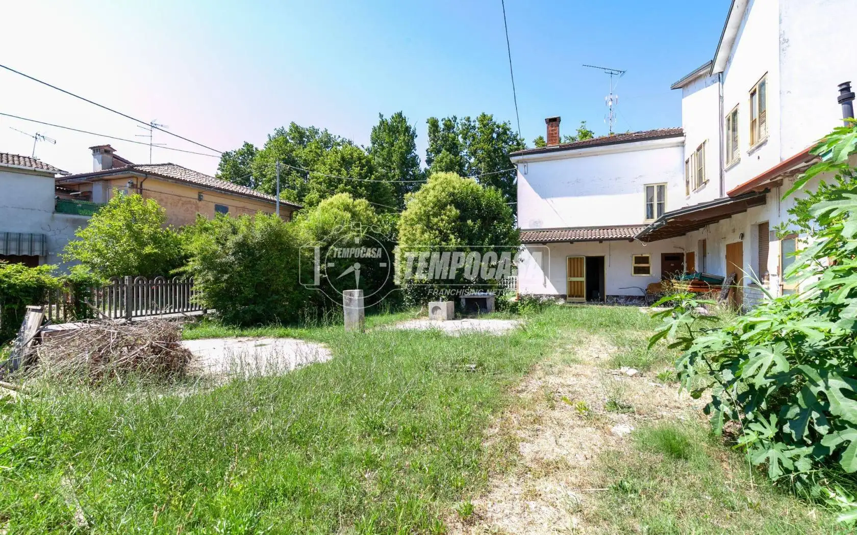 Palazzo - Edificio in vendita a Crevalcore