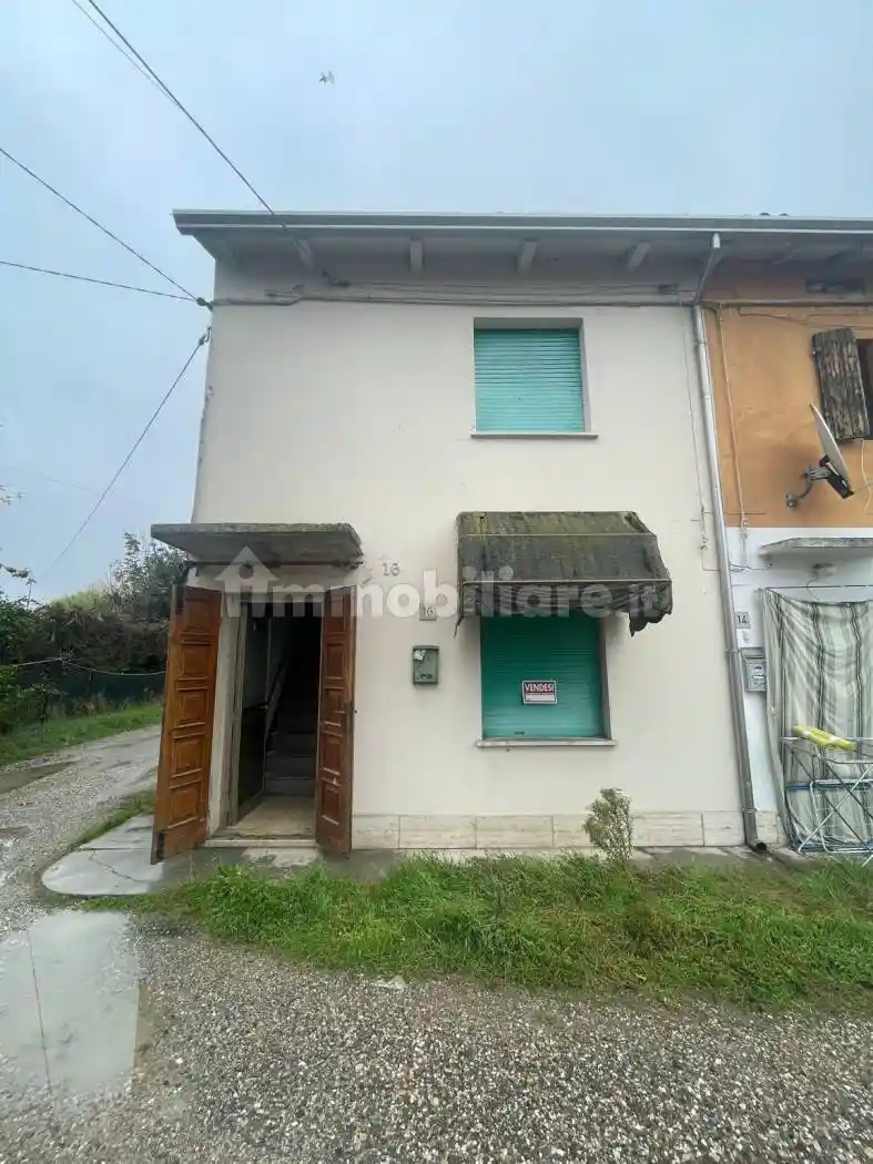 Villetta a schiera in vendita a Mirandola