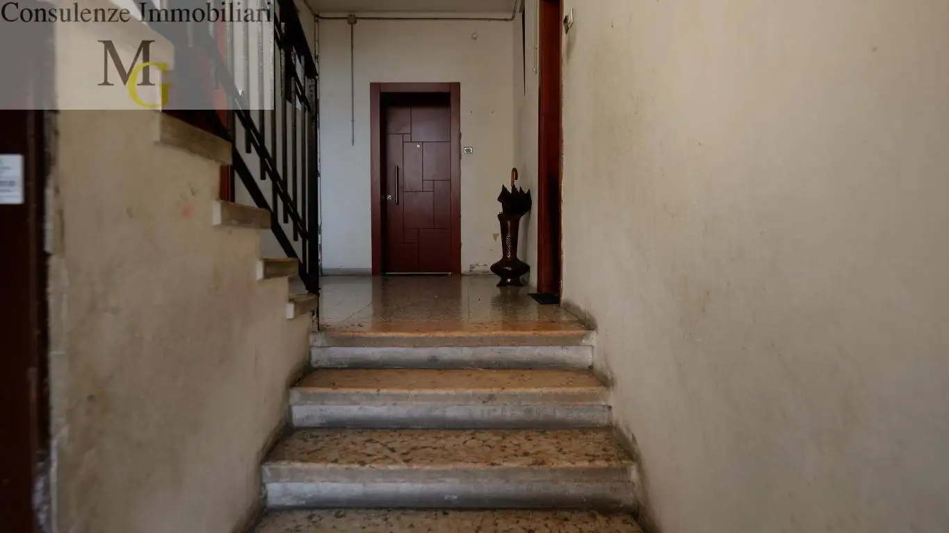 Quadrilocale ottimo stato, piano rialzato, Centro, Arcole - foto 2