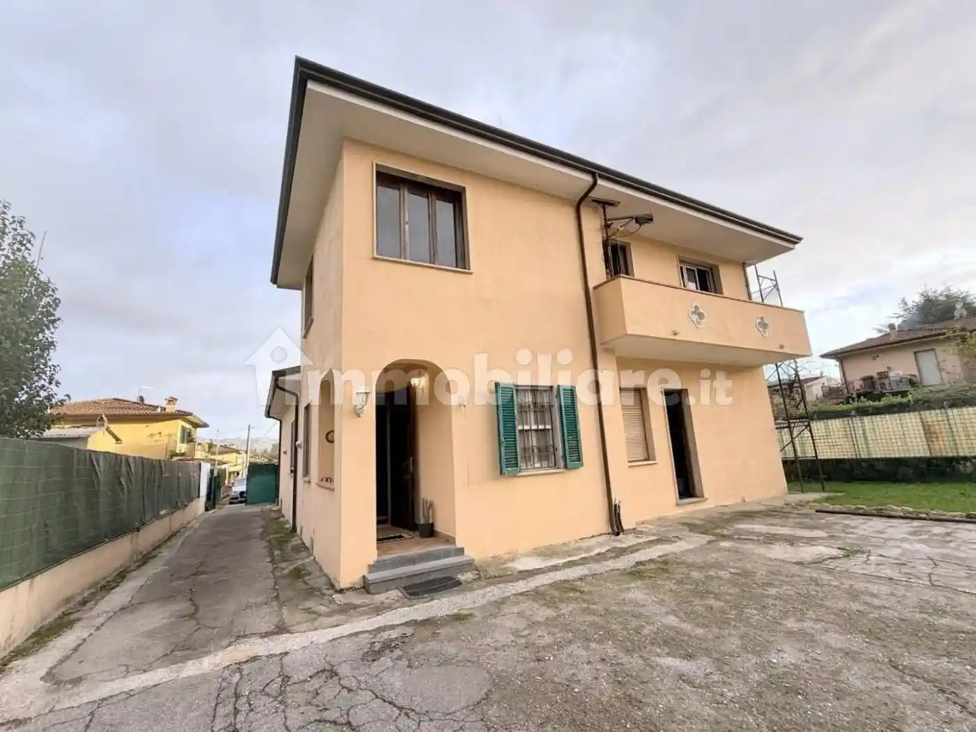Casa indipendente in vendita a Camaiore