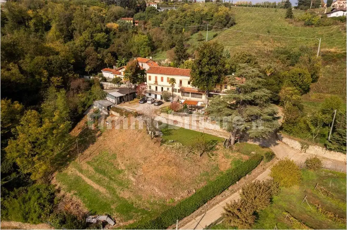 Villa in vendita a Pinerolo