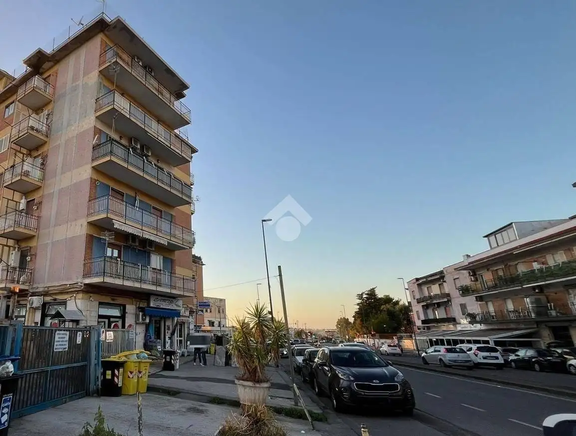Appartamento in vendita a Napoli