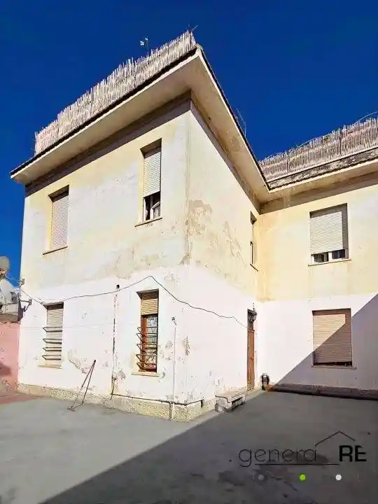 Palazzo - Edificio in vendita a Montesilvano