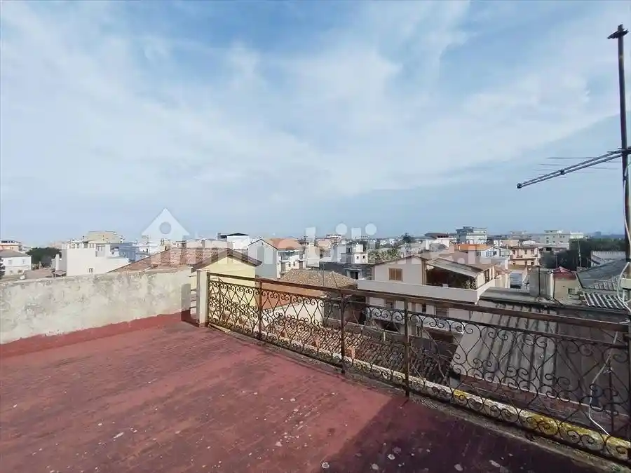 Quadrilocale da ristrutturare, primo piano, Gioia Tauro - foto 2