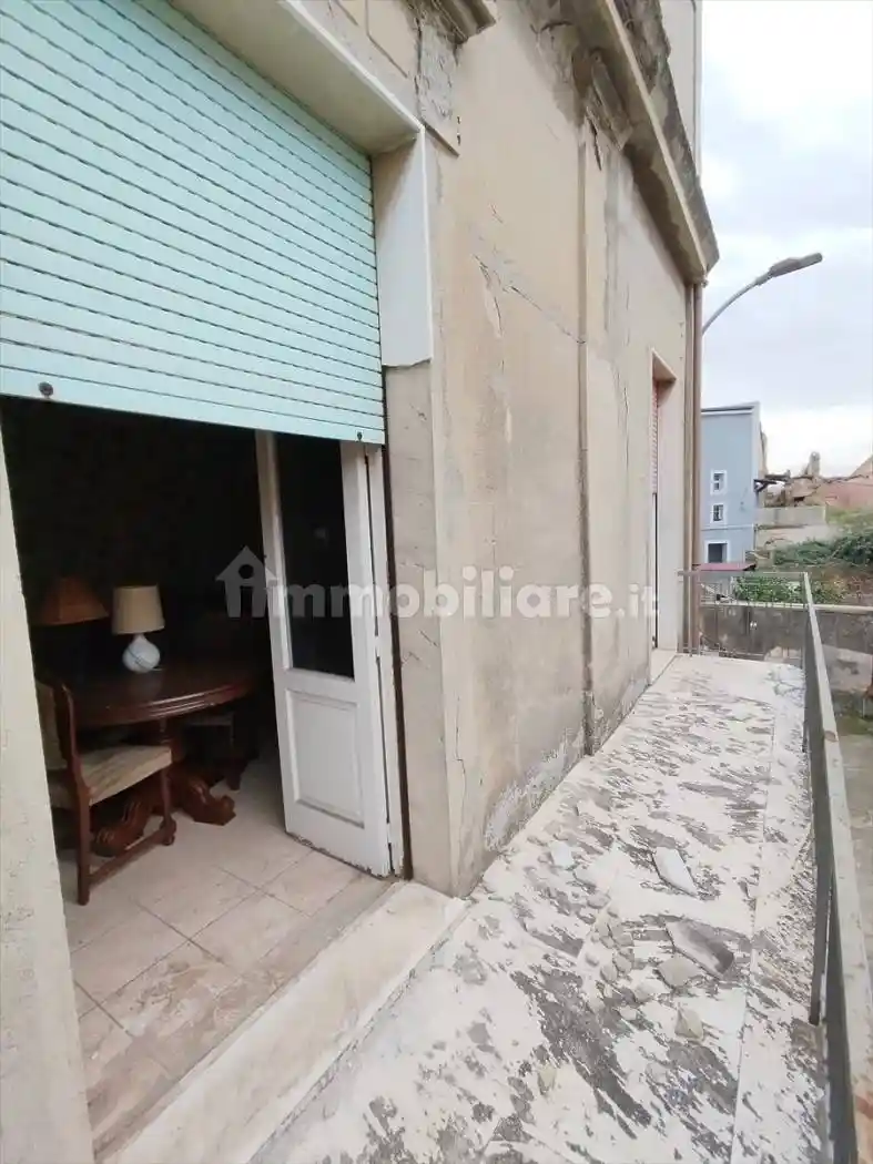 Quadrilocale da ristrutturare, primo piano, Gioia Tauro - foto 3