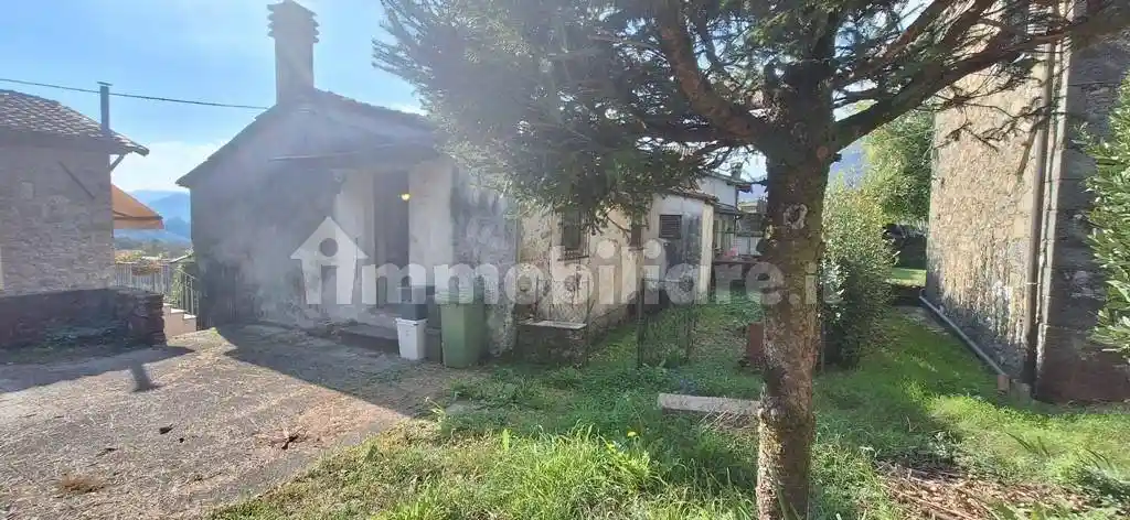 Terratetto unifamiliare 160 m², da ristrutturare, Filecchio, Barga - foto 5