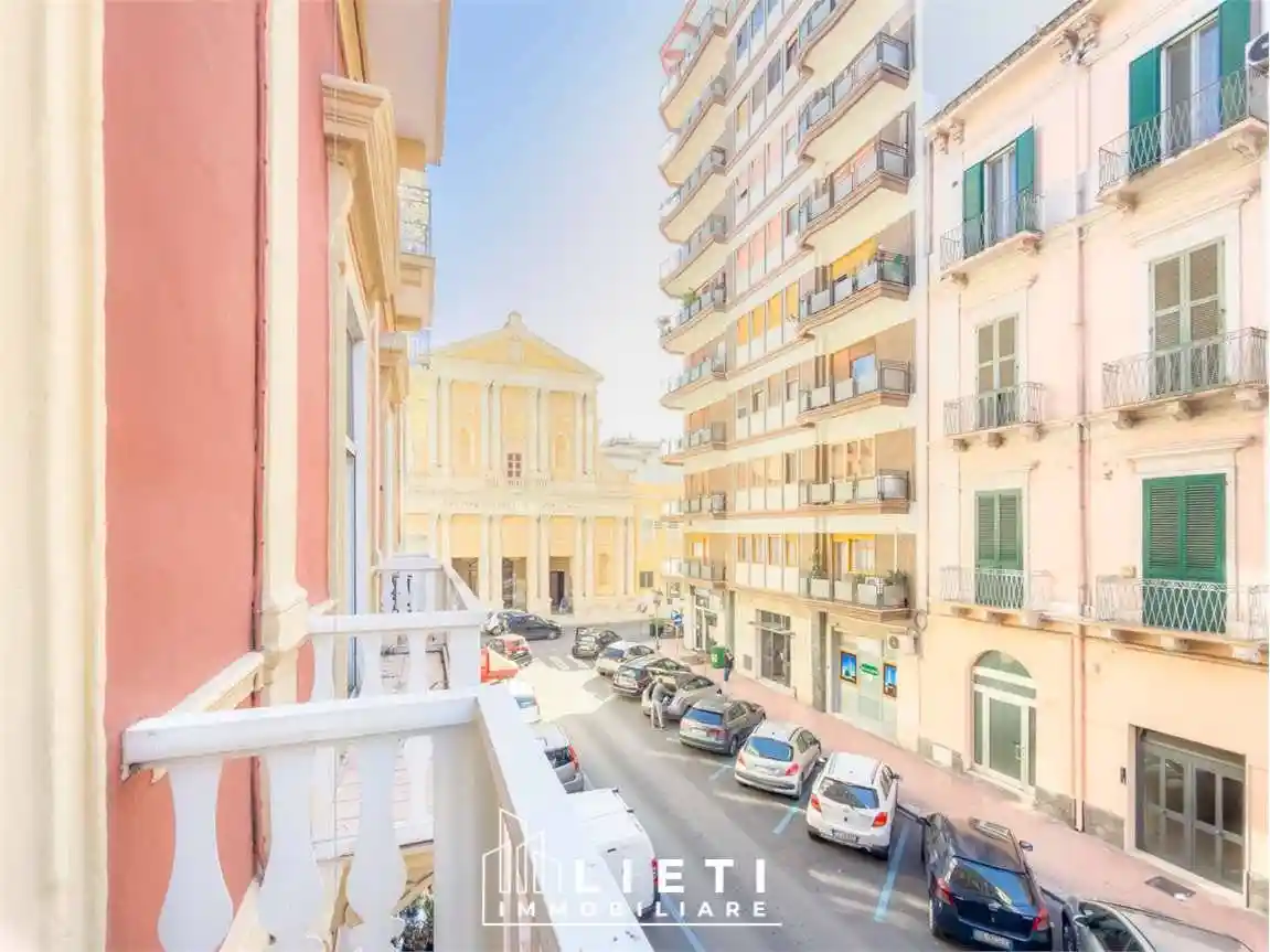 Appartamento in vendita a Taranto