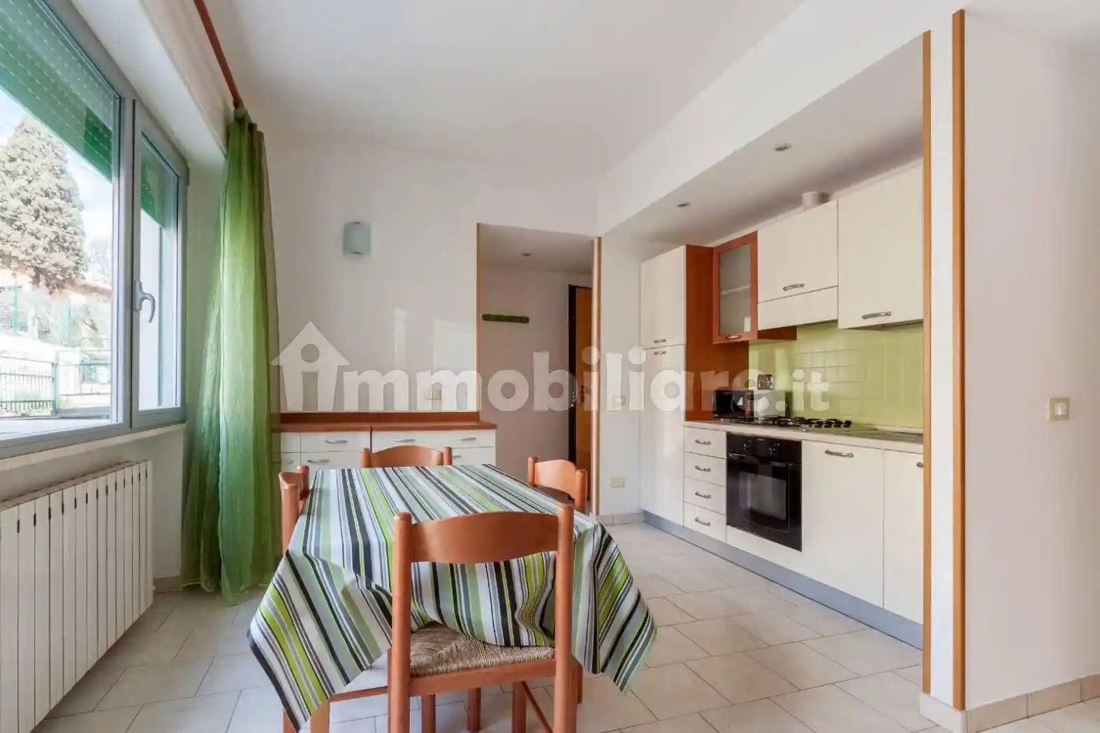 Trilocale ottimo stato, secondo piano, Ferro di Cavallo, Perugia - foto 2