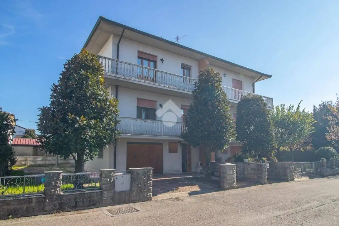 Casa indipendente in vendita a Alfonsine