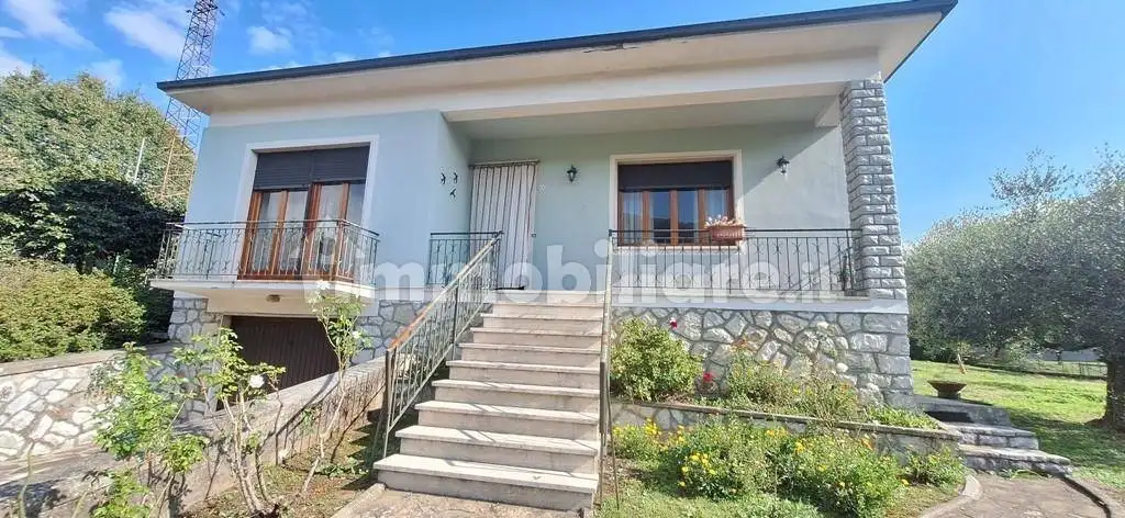 Terratetto unifamiliare 200 m², buono stato, Centro, Bagni di Lucca - foto 5