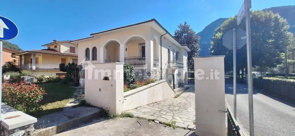 Villa unifamiliare Diecimo, Diecimo, Borgo a Mozzano - foto 2