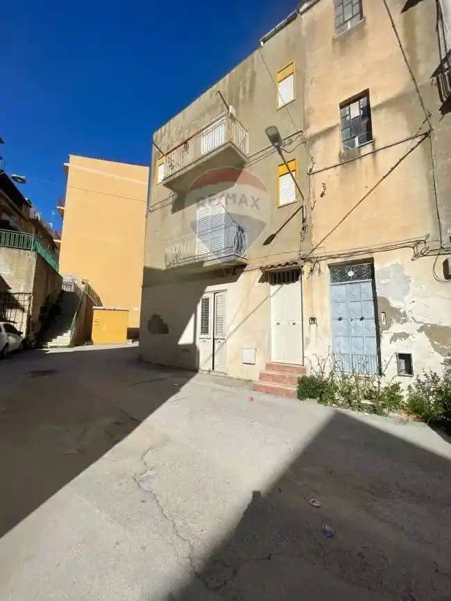 Terratetto unifamiliare vicolo Spadaro 28, Favara - foto 2