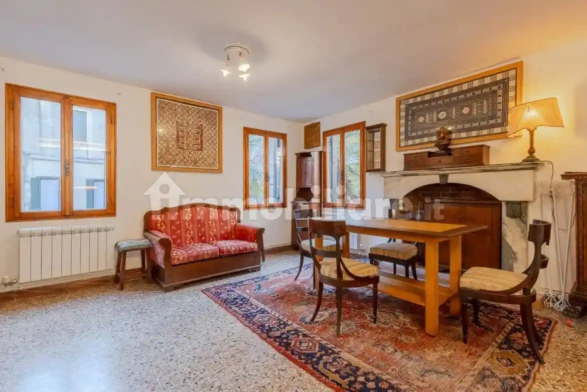 Trilocale Campo San Silvestro, Rialto, Venezia - foto 3