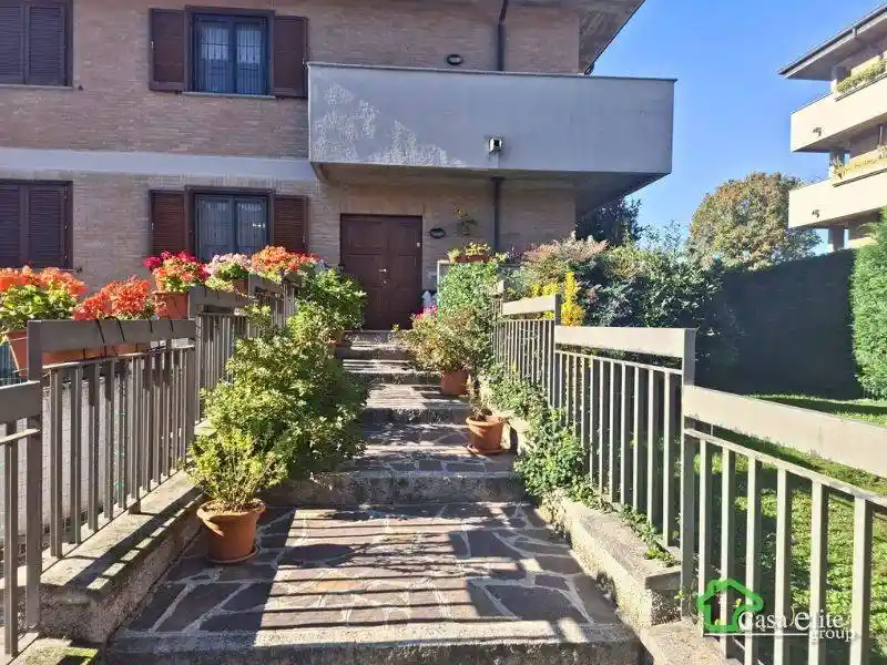 Villa in vendita a Carpiano