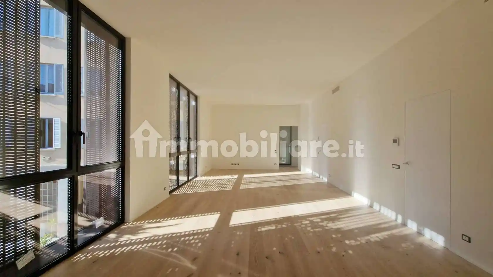 Quadrilocale via VALTELLINA 6, Isola, Milano - foto 4