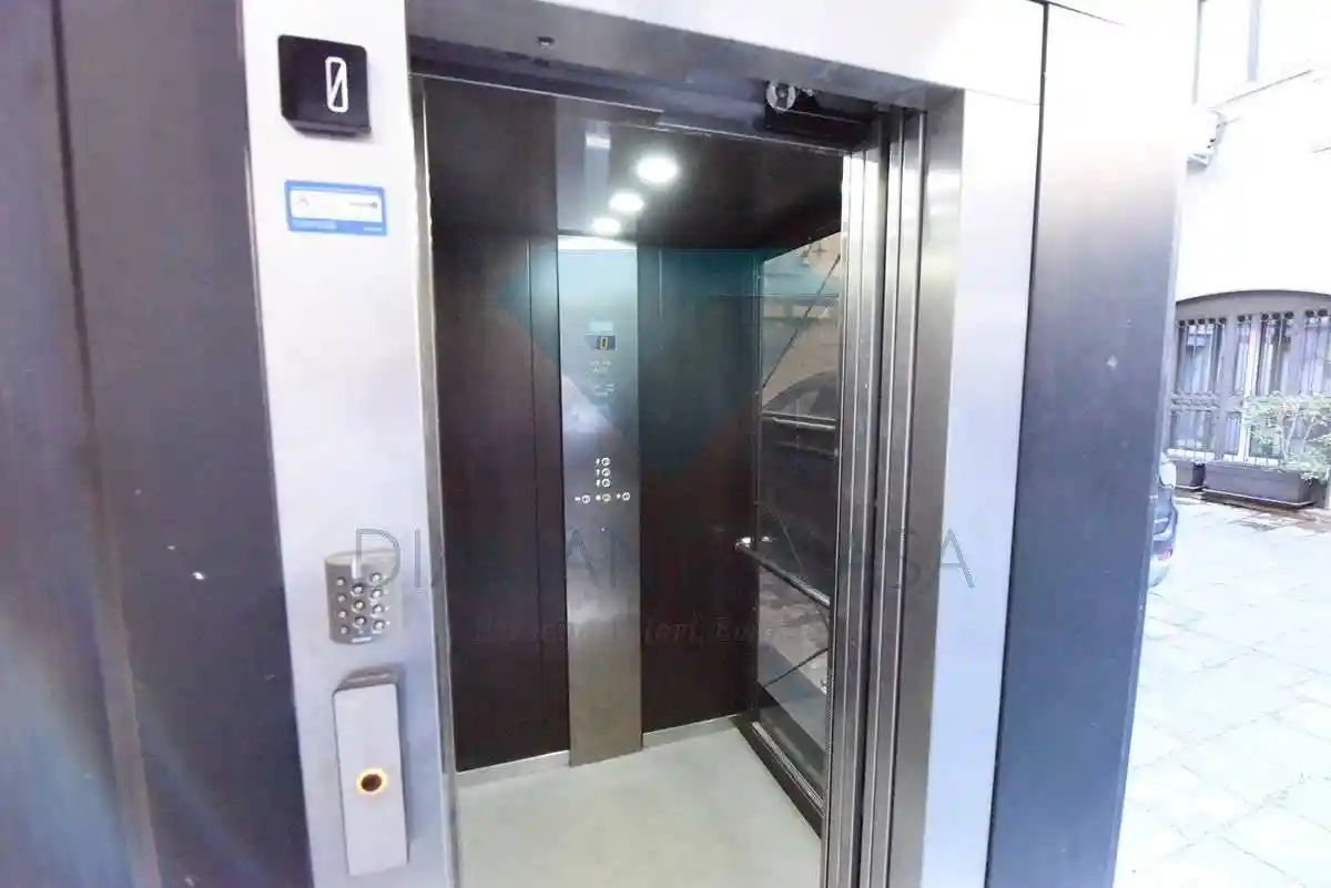 Appartamento via Etnea 248, Corso Sicilia - Fiera, Catania - foto 2