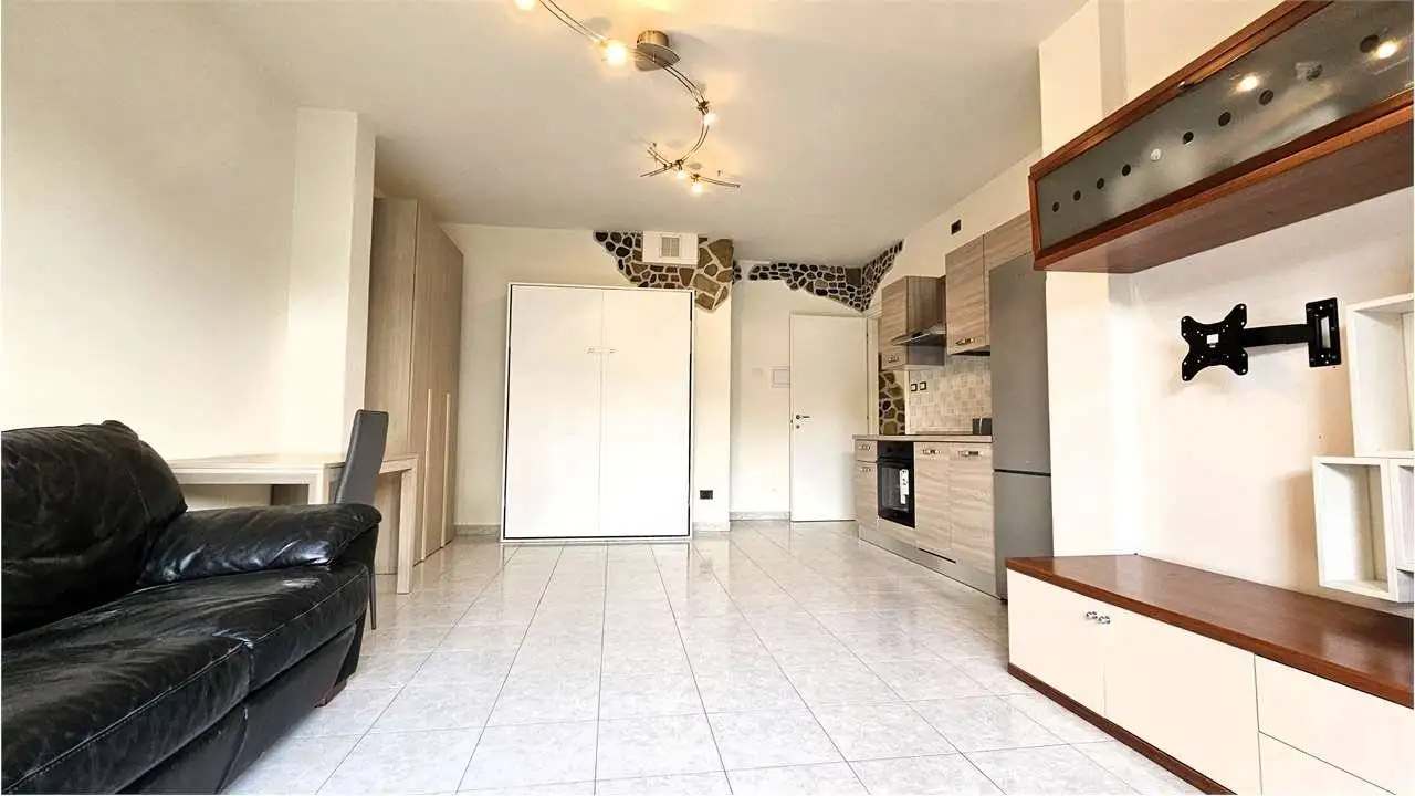 Monolocale via della Liberazione, 3, Centro, Cambiago - foto 2