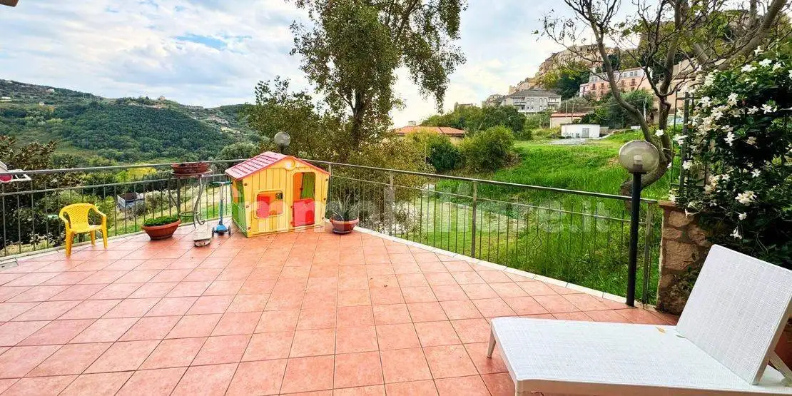 Appartamento in vendita a Belvedere Marittimo