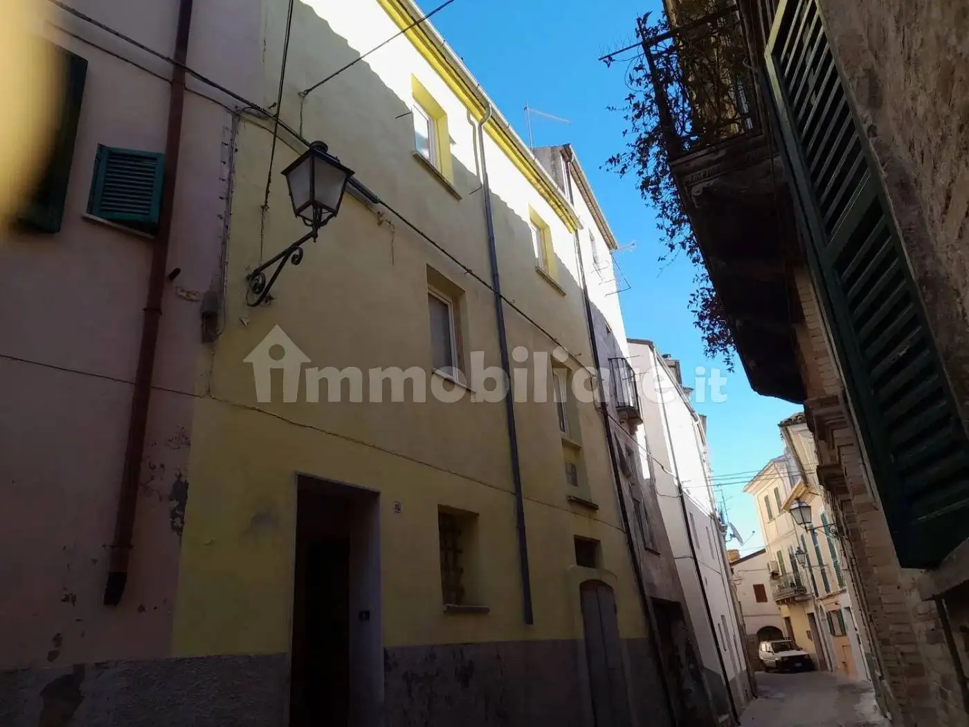 Rustico - Casale in vendita a Loreto Aprutino