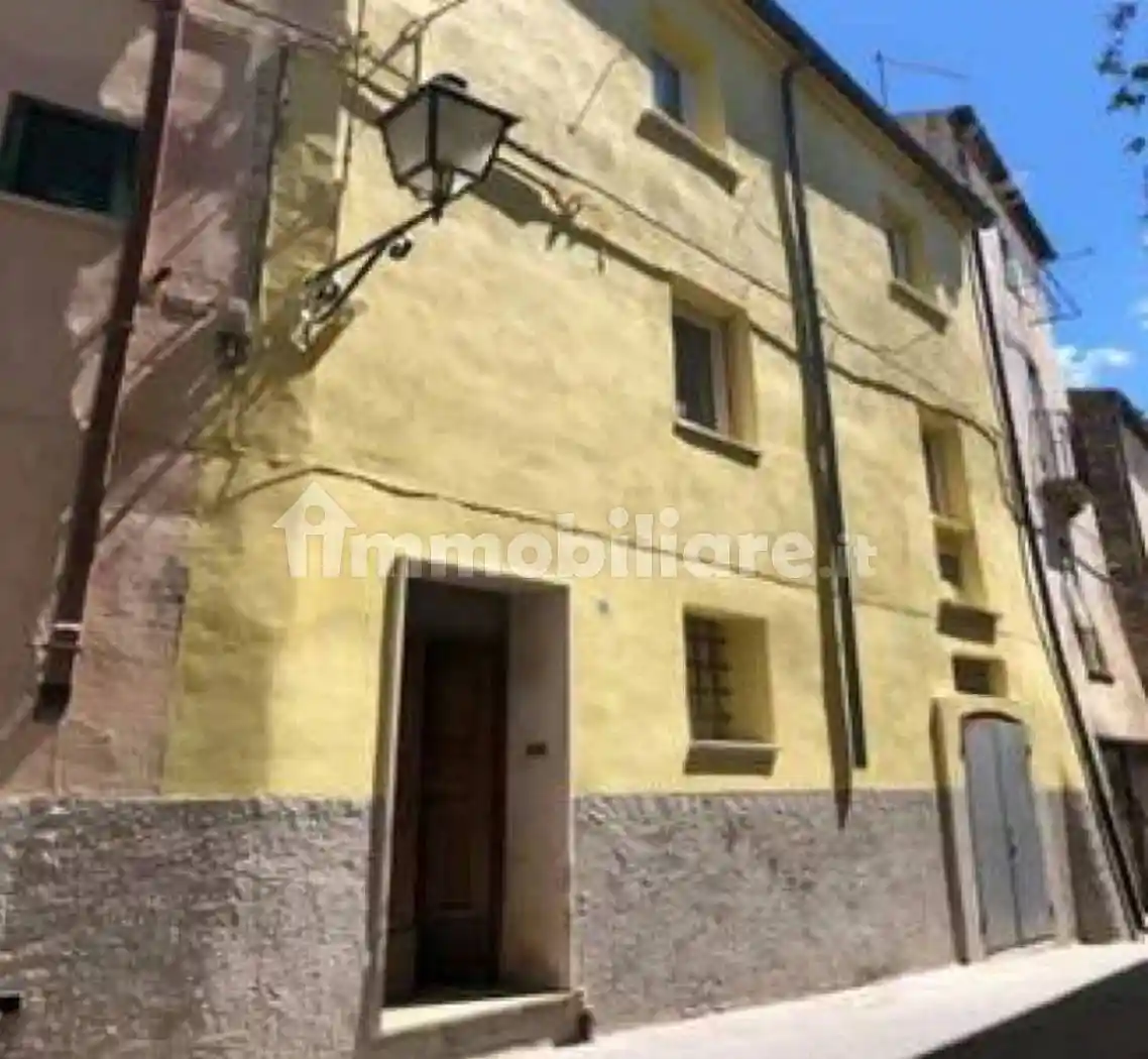 Rustico via G Marconi, 41, Centro, Loreto Aprutino - foto 2