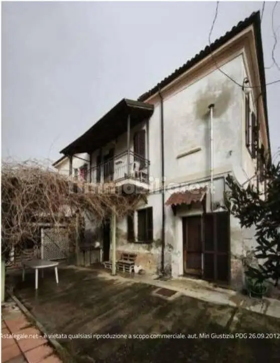 Appartamento in asta a Torrazza Coste