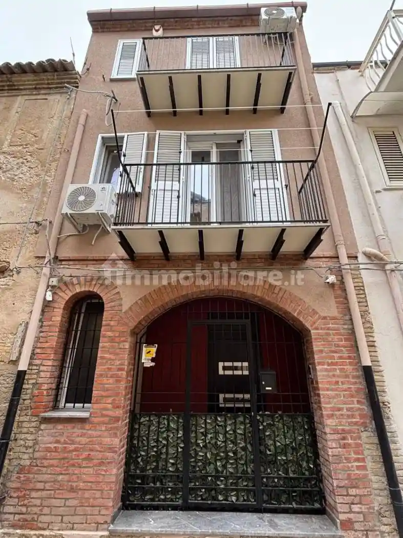 Palazzo - Edificio in vendita a Licata