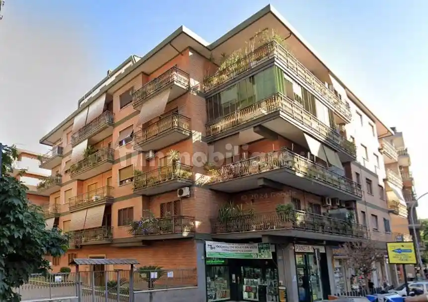 Appartamento in vendita a Roma