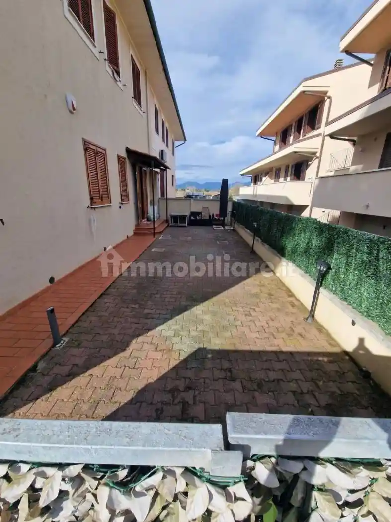 Appartamento in vendita a Collesalvetti