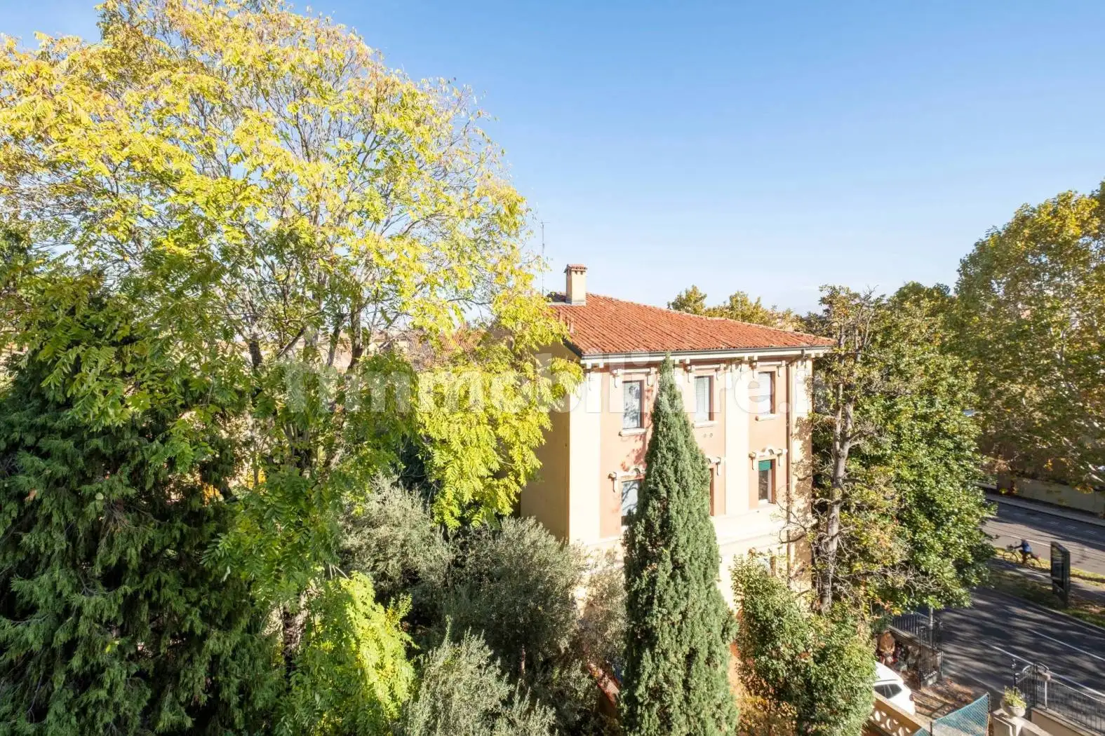 Appartamento in vendita a Bologna