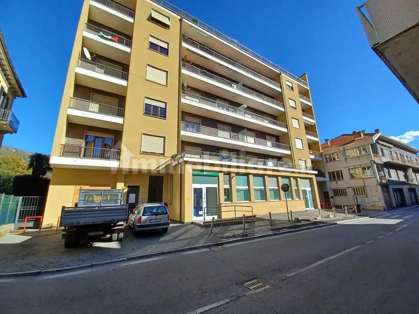 Trilocale via Aosta 24, Centro, Borgofranco d'Ivrea - foto 4